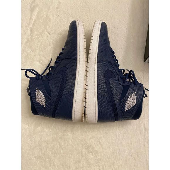 Air Jordan Retro 1 Nouveau Navy Snake main image 7